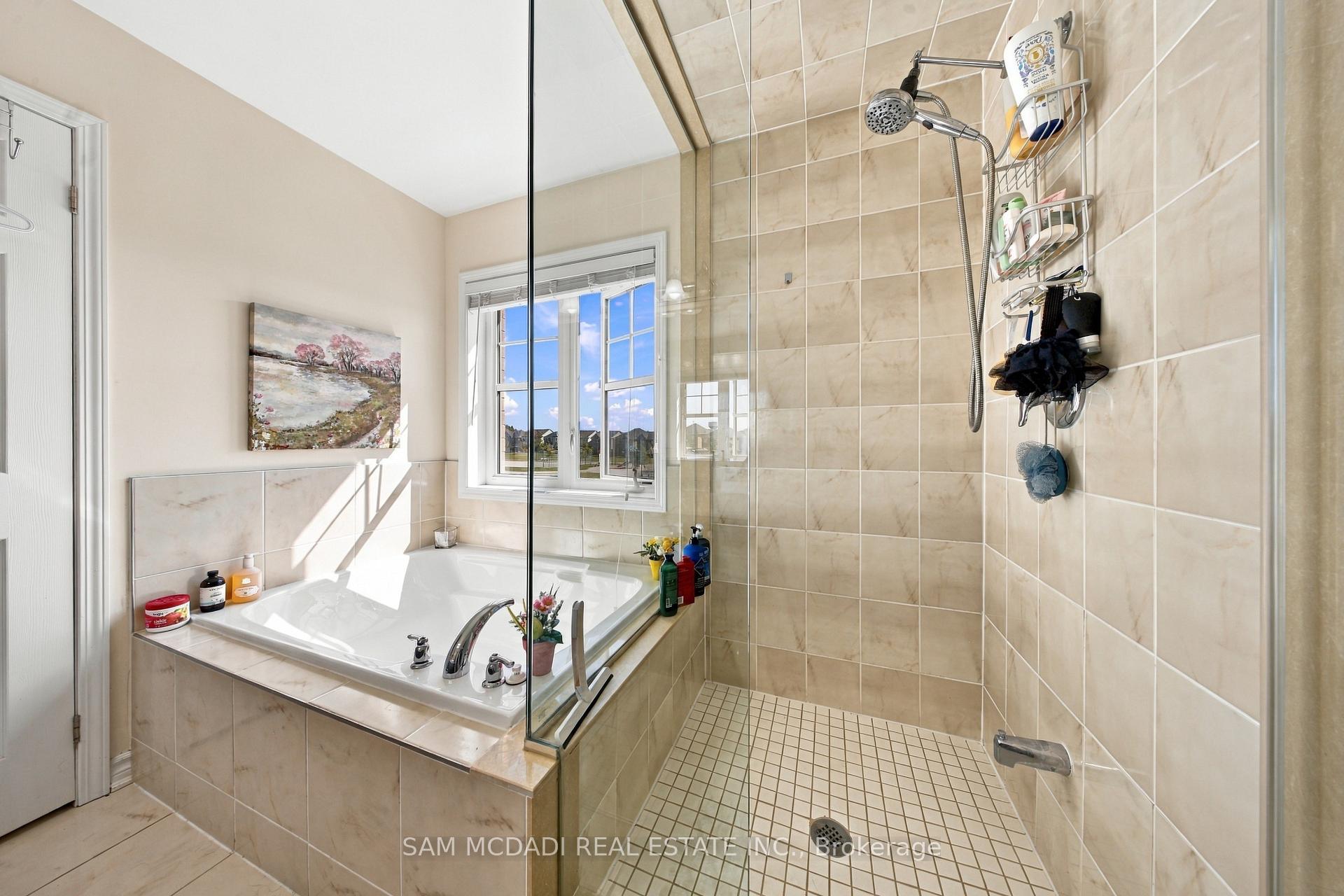 Photo 20 of 8 Celano Drive, Hamilton, Waterdown — HOMEH