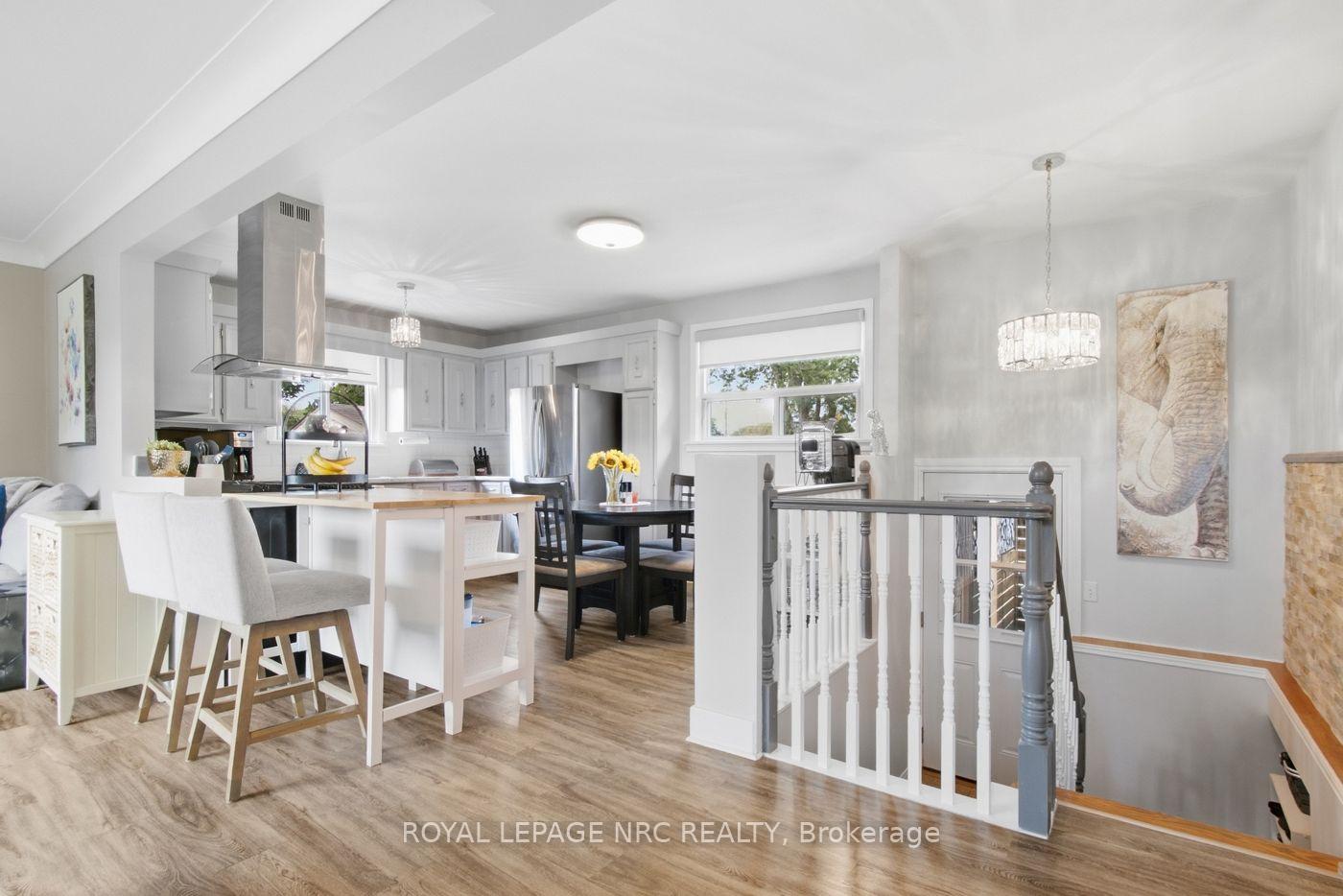 Photo 24 of 8031 Watson Street, Niagara Falls, Ascot — HOMEH