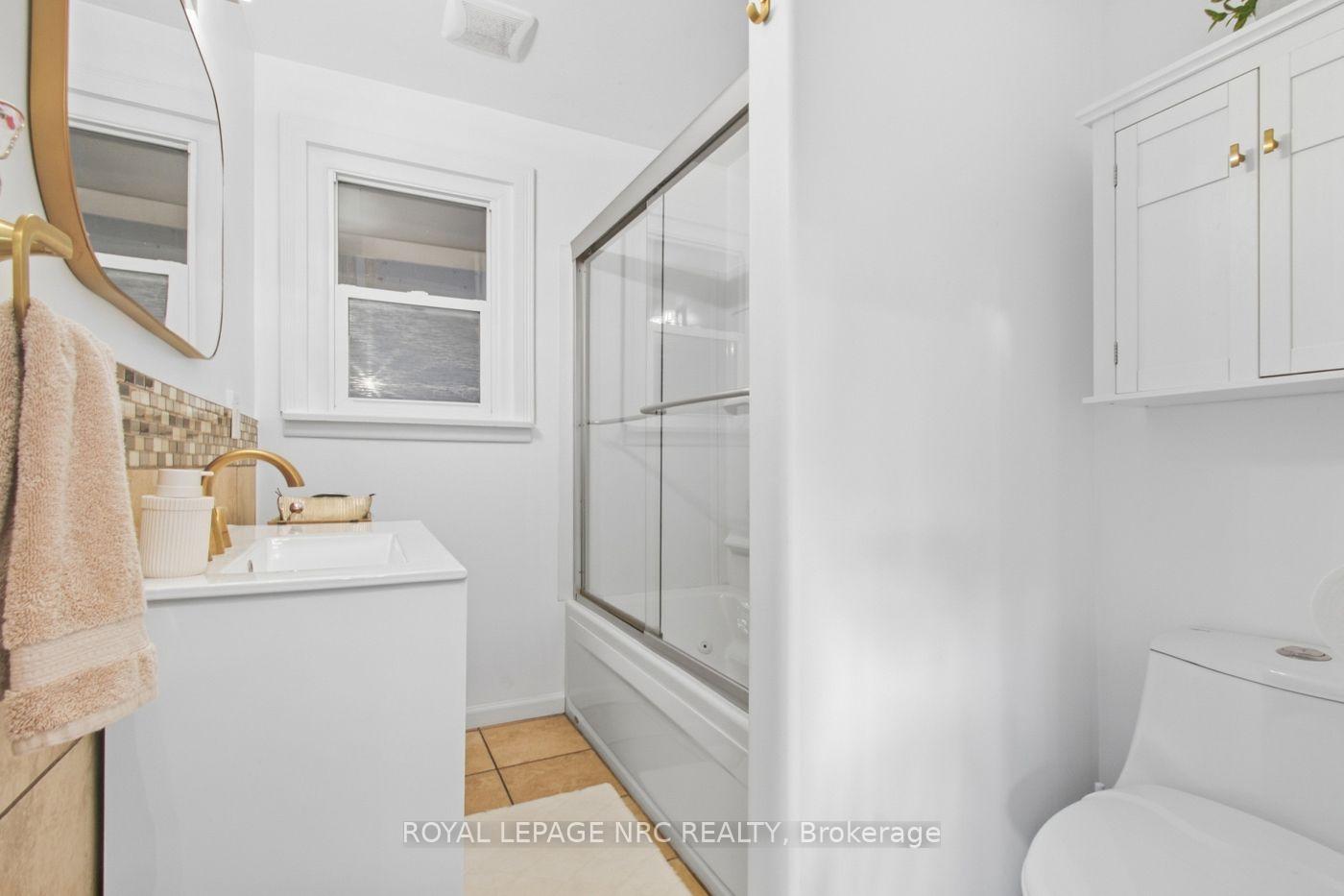 Photo 29 of 8031 Watson Street, Niagara Falls, Ascot — HOMEH