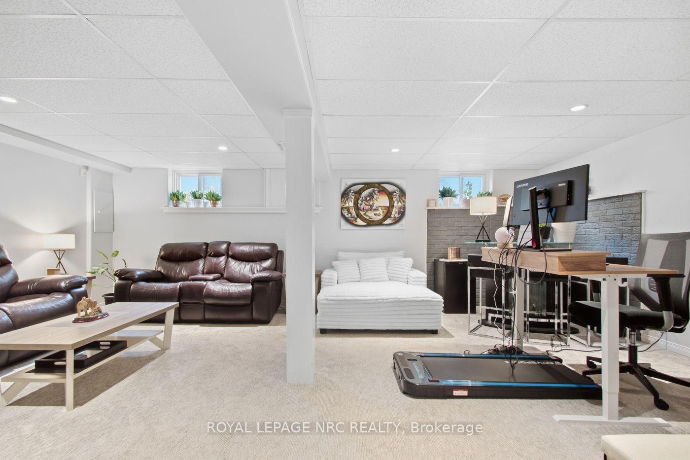 Photo 43 of 8031 Watson Street, Niagara Falls, Ascot — HOMEH