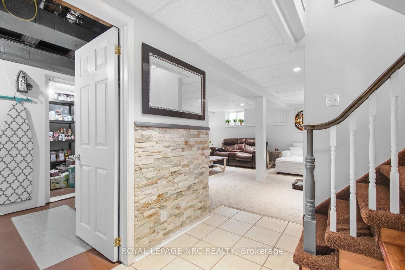 Photo 47 of 8031 Watson Street, Niagara Falls, Ascot — HOMEH