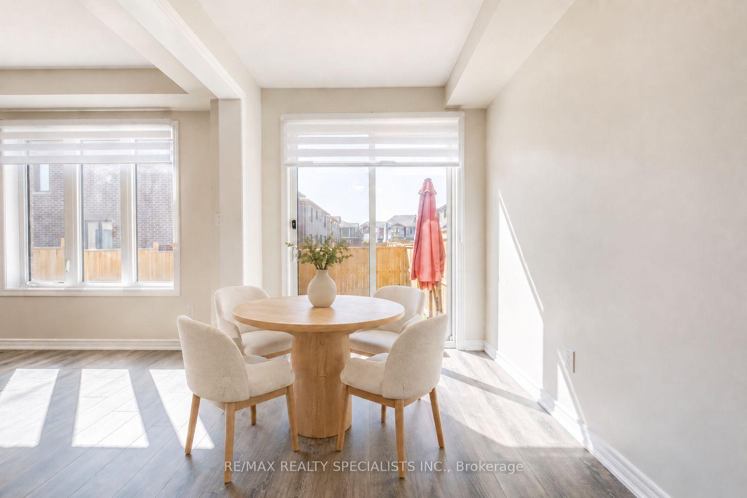 Photo 11 of 35 Pelican Lane, Hamilton, Vincent — HOMEH