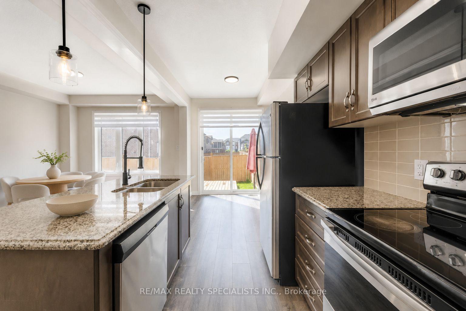 Photo 20 of 35 Pelican Lane, Hamilton, Vincent — HOMEH