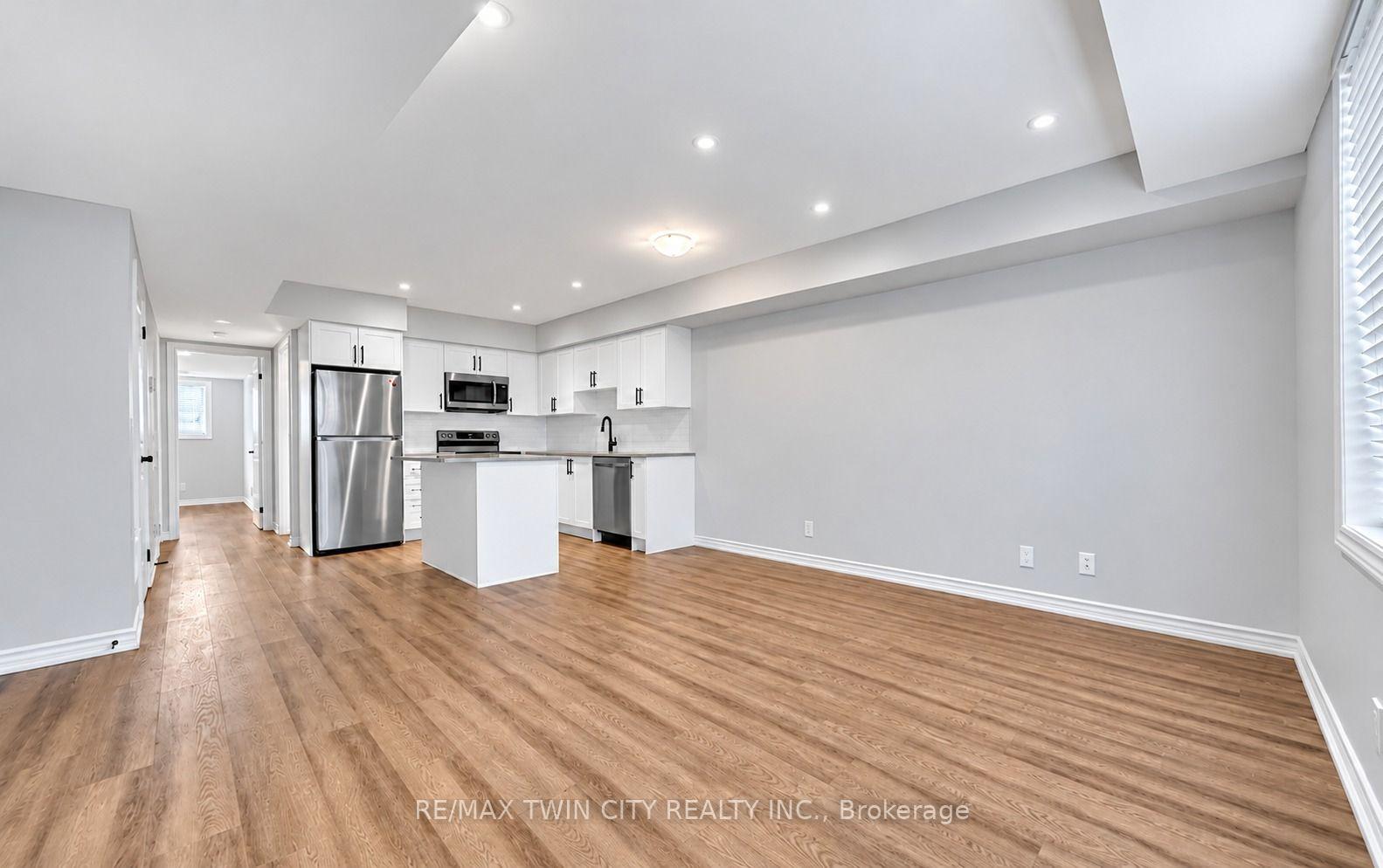 Photo 5 of Unit 11, 235 Chapel Hill Drive, Kitchener, Doon South — HOMEH