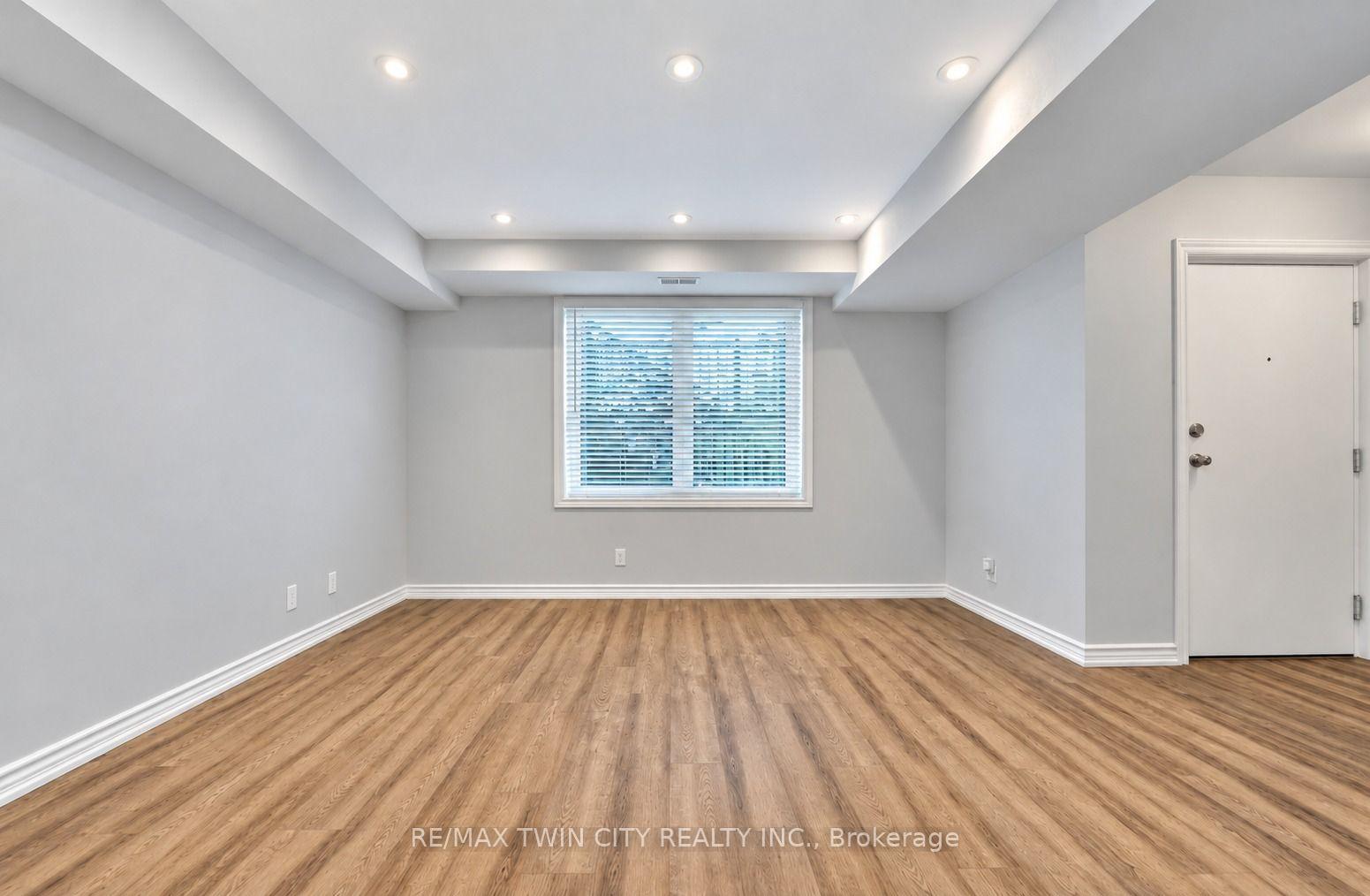 Photo 6 of Unit 11, 235 Chapel Hill Drive, Kitchener, Doon South — HOMEH