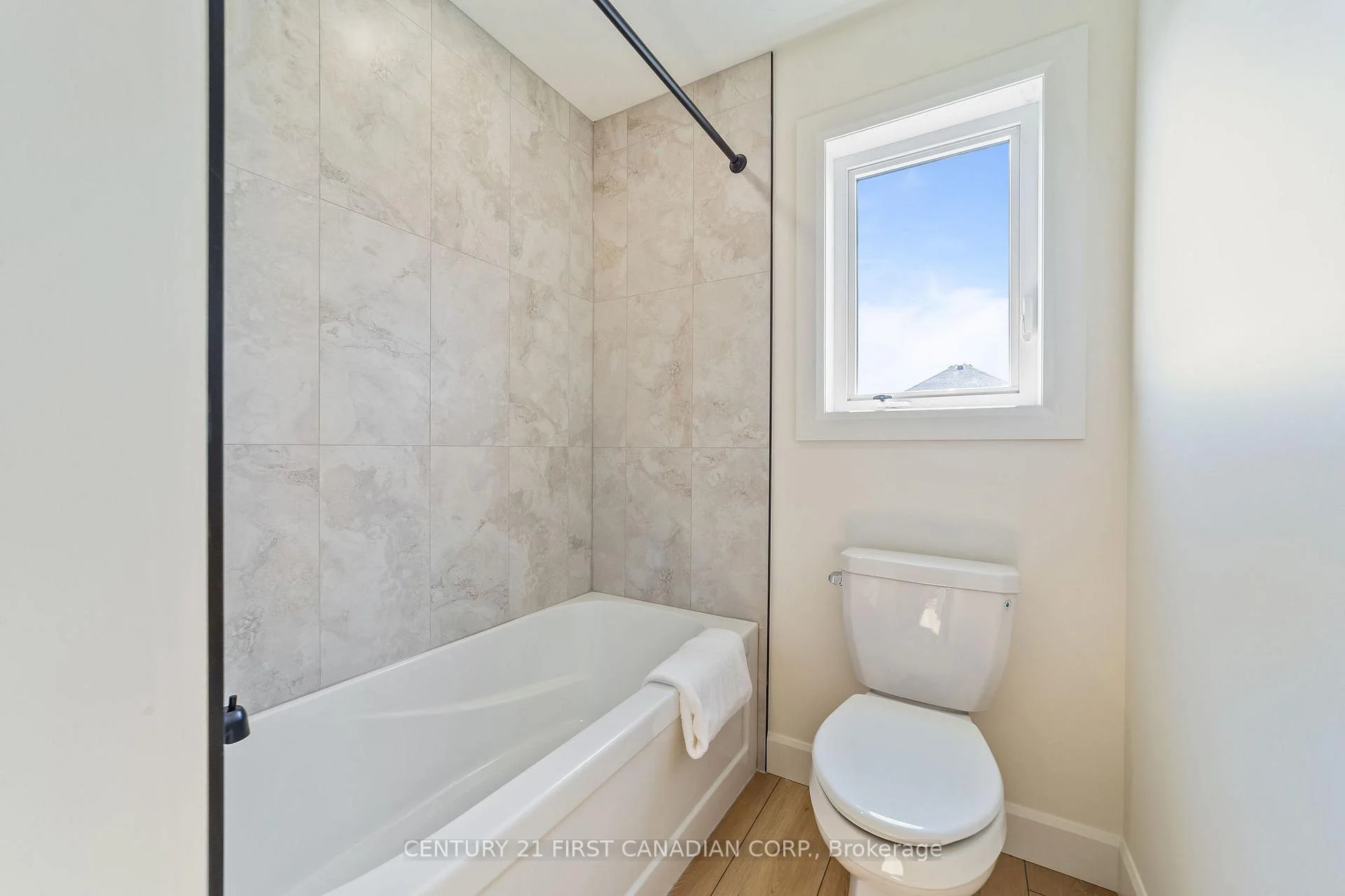 Photo 63 of 30 Sheldabren Street, North Middlesex, Ailsa Craig — HOMEH