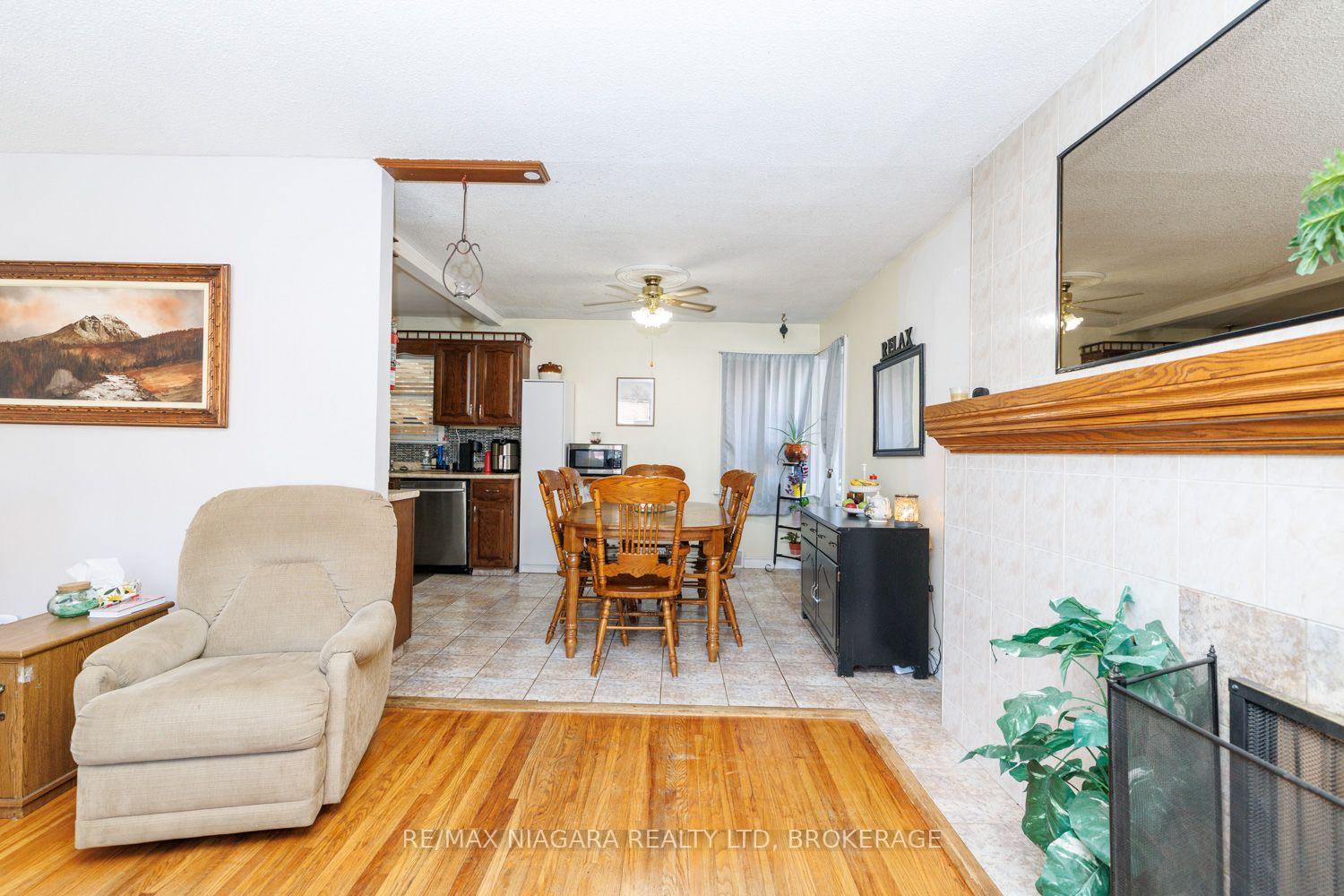 Photo 13 of 6424 Corwin Crescent, Niagara Falls, Dorchester — HOMEH