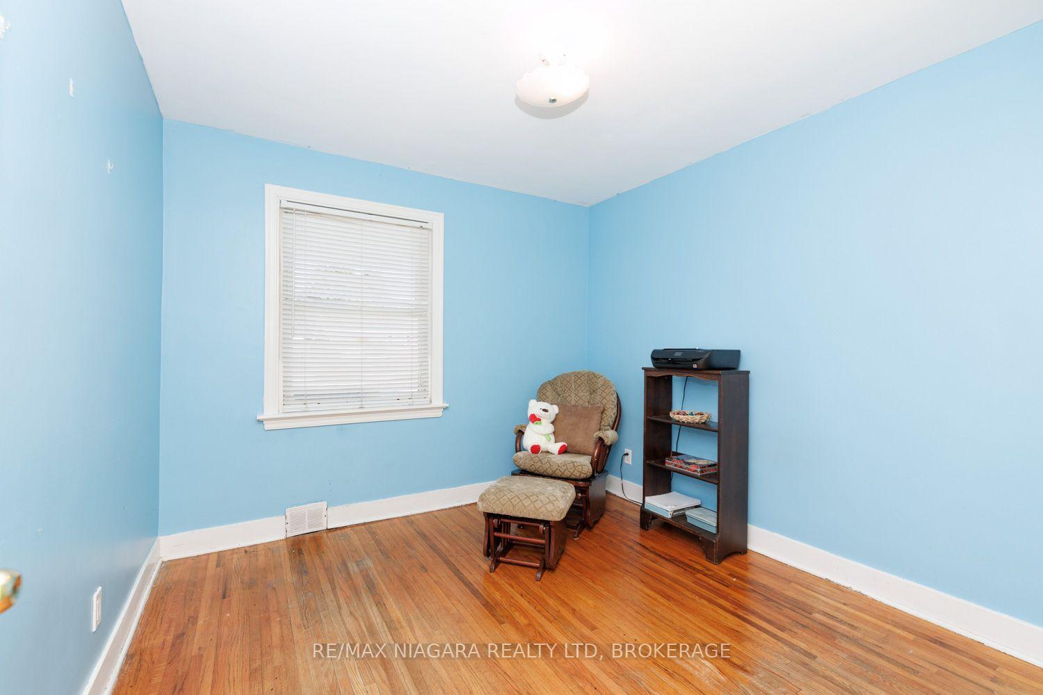Photo 21 of 6424 Corwin Crescent, Niagara Falls, Dorchester — HOMEH