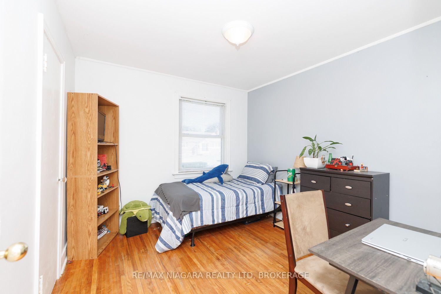 Photo 22 of 6424 Corwin Crescent, Niagara Falls, Dorchester — HOMEH