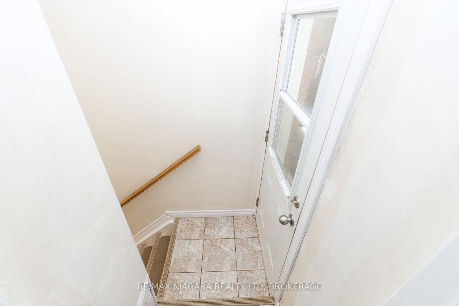 Photo 27 of 6424 Corwin Crescent, Niagara Falls, Dorchester — HOMEH