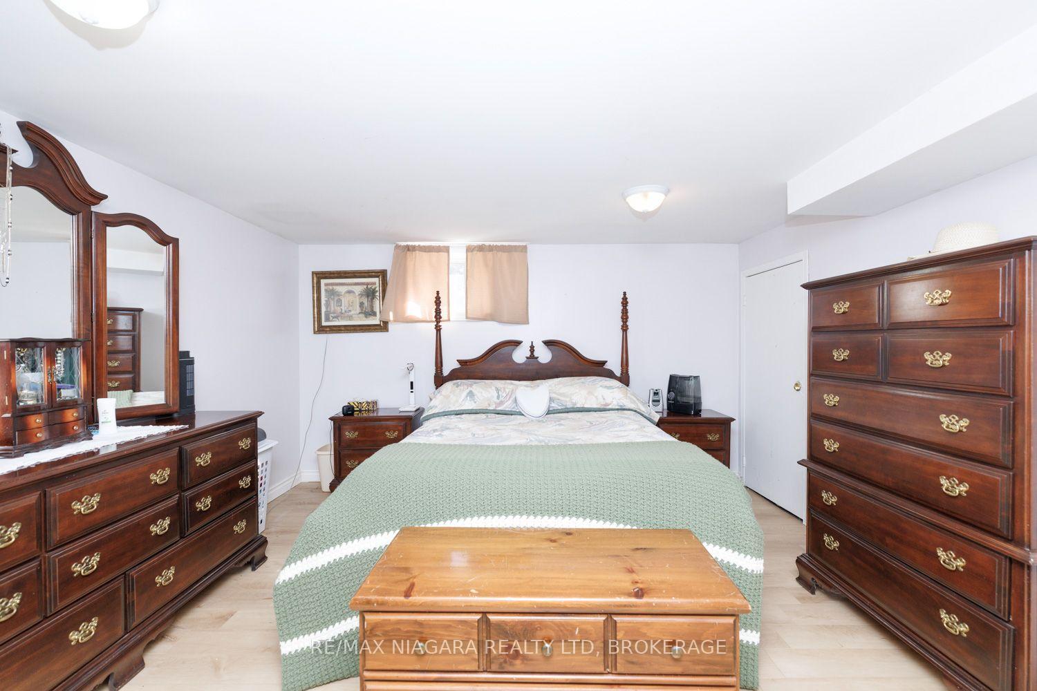 Photo 33 of 6424 Corwin Crescent, Niagara Falls, Dorchester — HOMEH