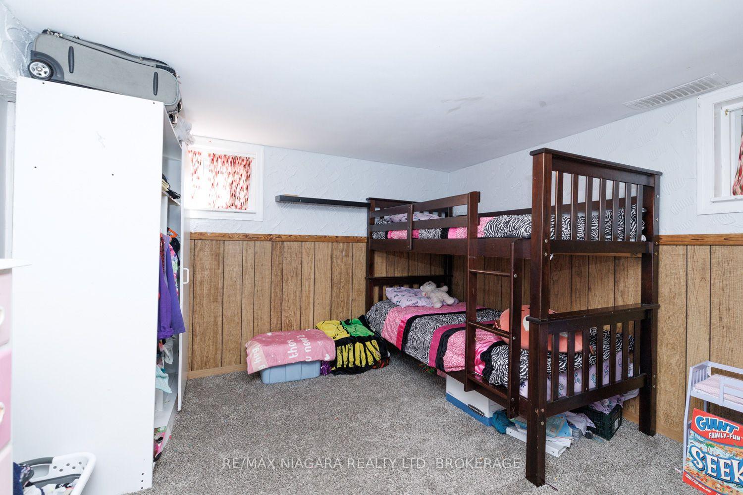 Photo 35 of 6424 Corwin Crescent, Niagara Falls, Dorchester — HOMEH