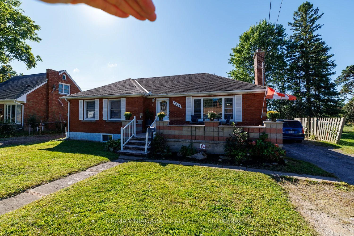 Photo 8 of 6424 Corwin Crescent, Niagara Falls, Dorchester — HOMEH