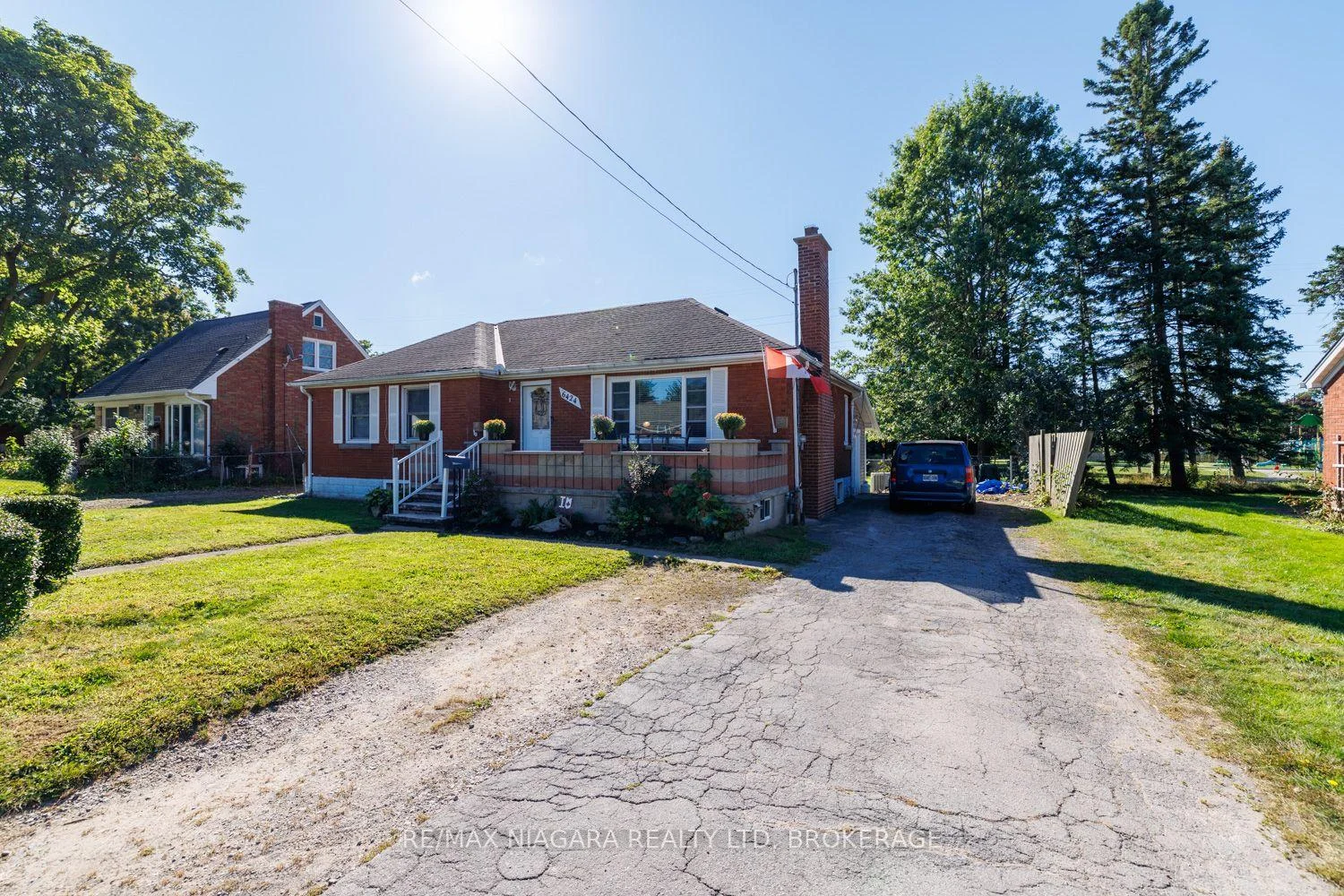 Photo 10 of 6424 Corwin Crescent, Niagara Falls, Dorchester — HOMEH