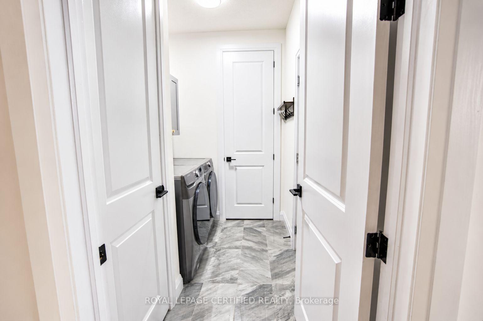 Photo 23 of Unit 10, 242 Mount Pleasant Street, Brantford, Empire South — HOMEH