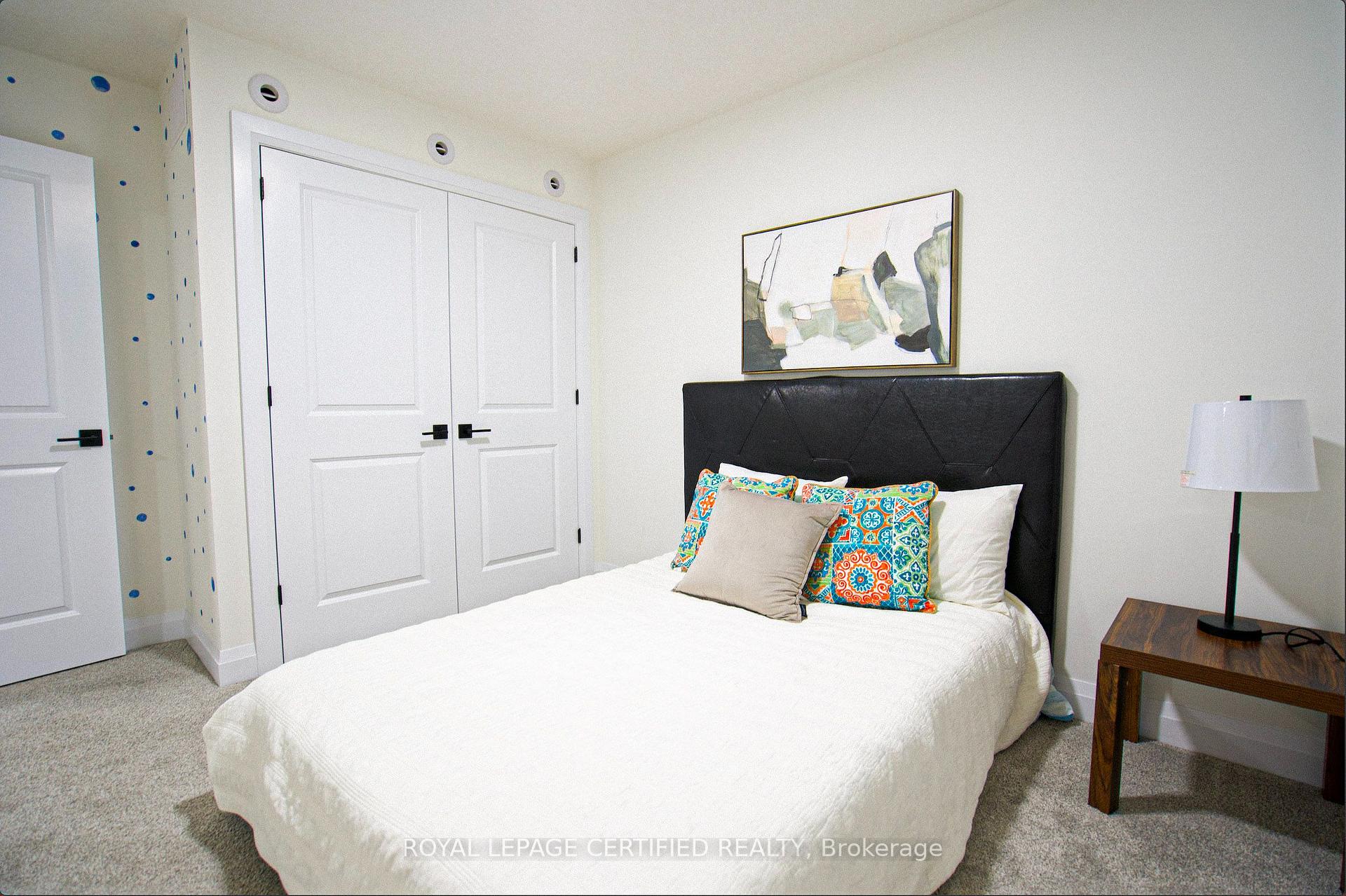 Photo 28 of Unit 10, 242 Mount Pleasant Street, Brantford, Empire South — HOMEH