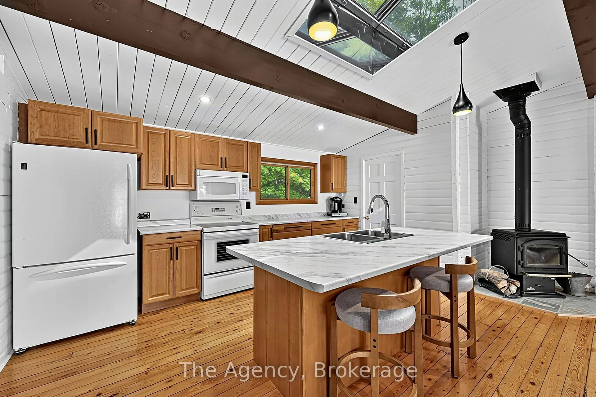 Photo 20 of 1145 North Morrison Lake Road, Gravenhurst, Wood (Gravenhurst) — HOMEH
