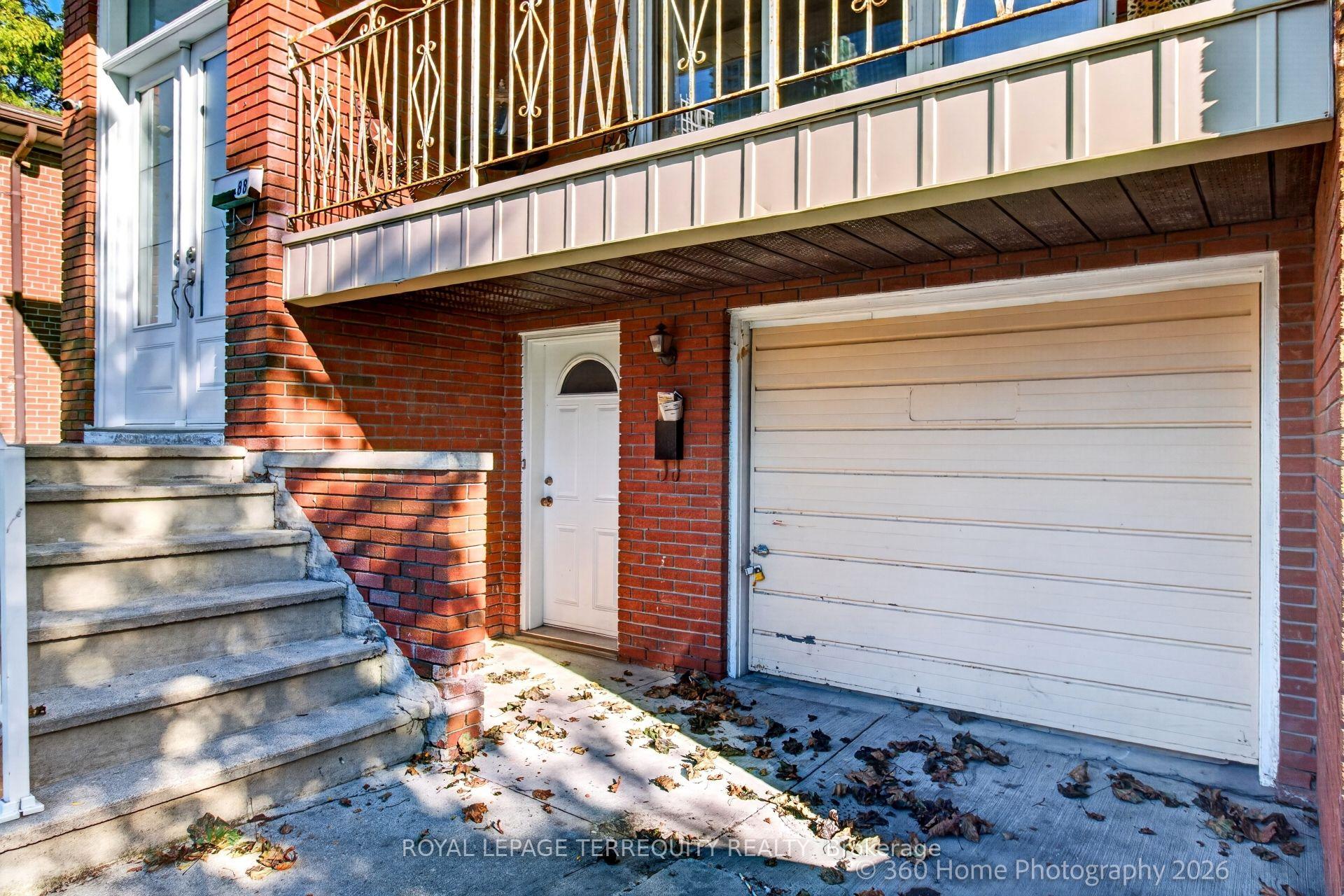 Photo 48 of 88 Central Parkway W, Mississauga, Fairview — HOMEH