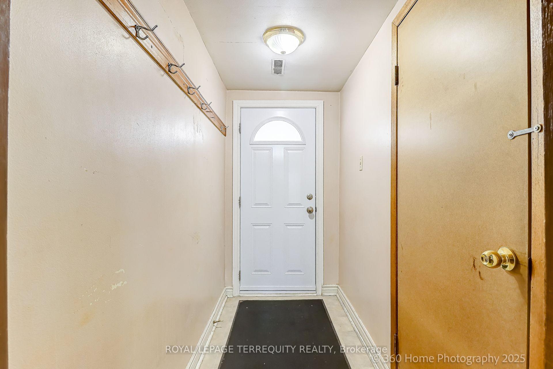 Photo 50 of 88 Central Parkway W, Mississauga, Fairview — HOMEH