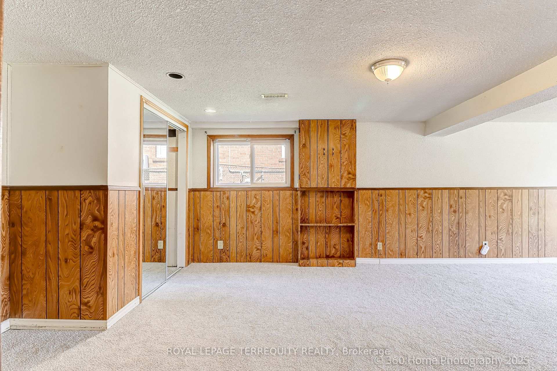 Photo 58 of 88 Central Parkway W, Mississauga, Fairview — HOMEH