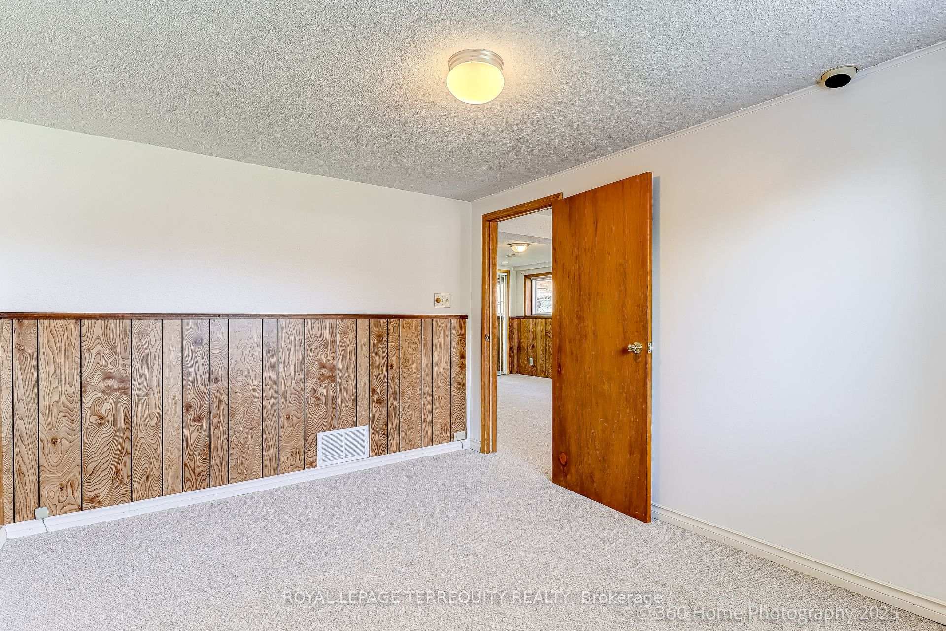 Photo 70 of 88 Central Parkway W, Mississauga, Fairview — HOMEH