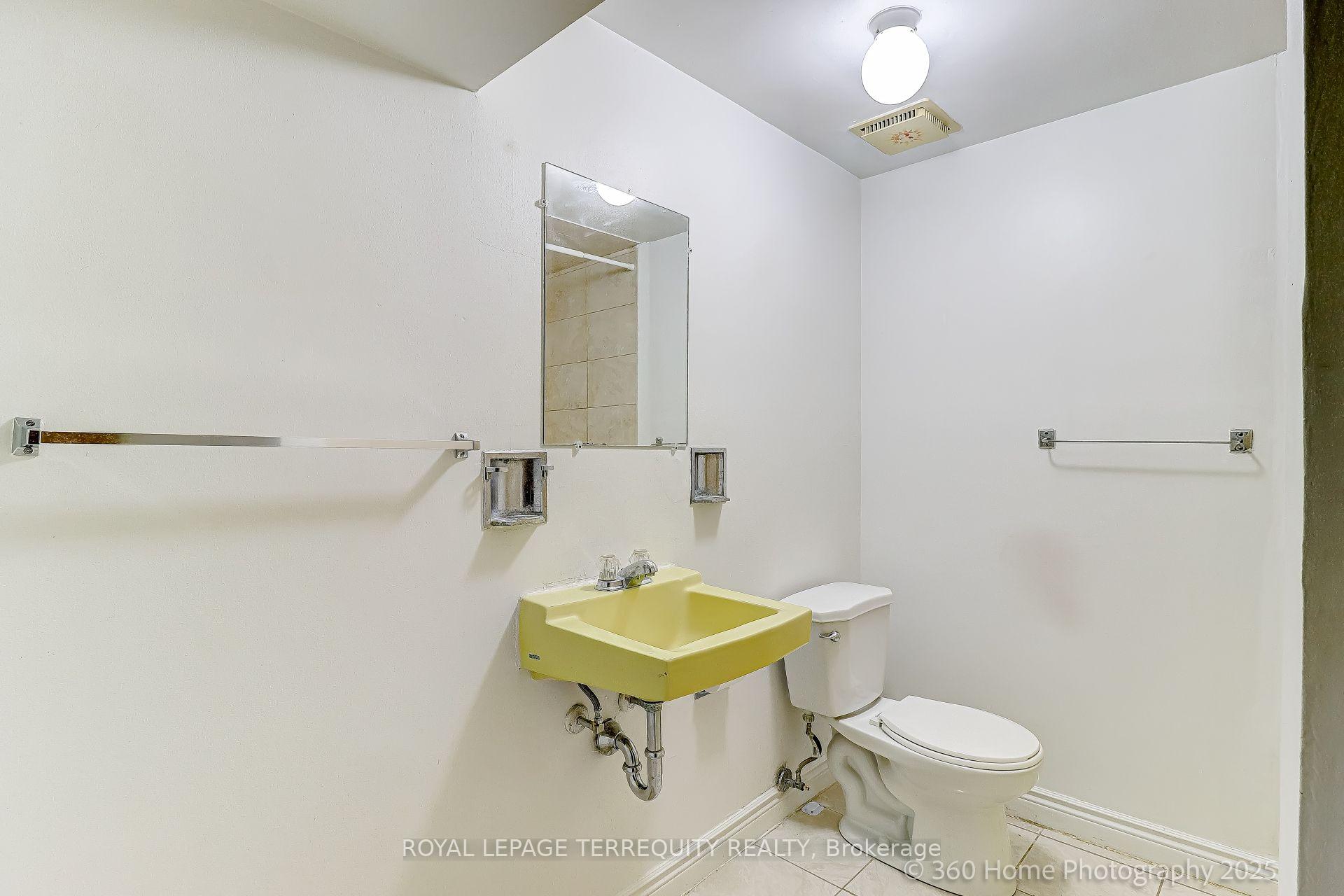 Photo 71 of 88 Central Parkway W, Mississauga, Fairview — HOMEH