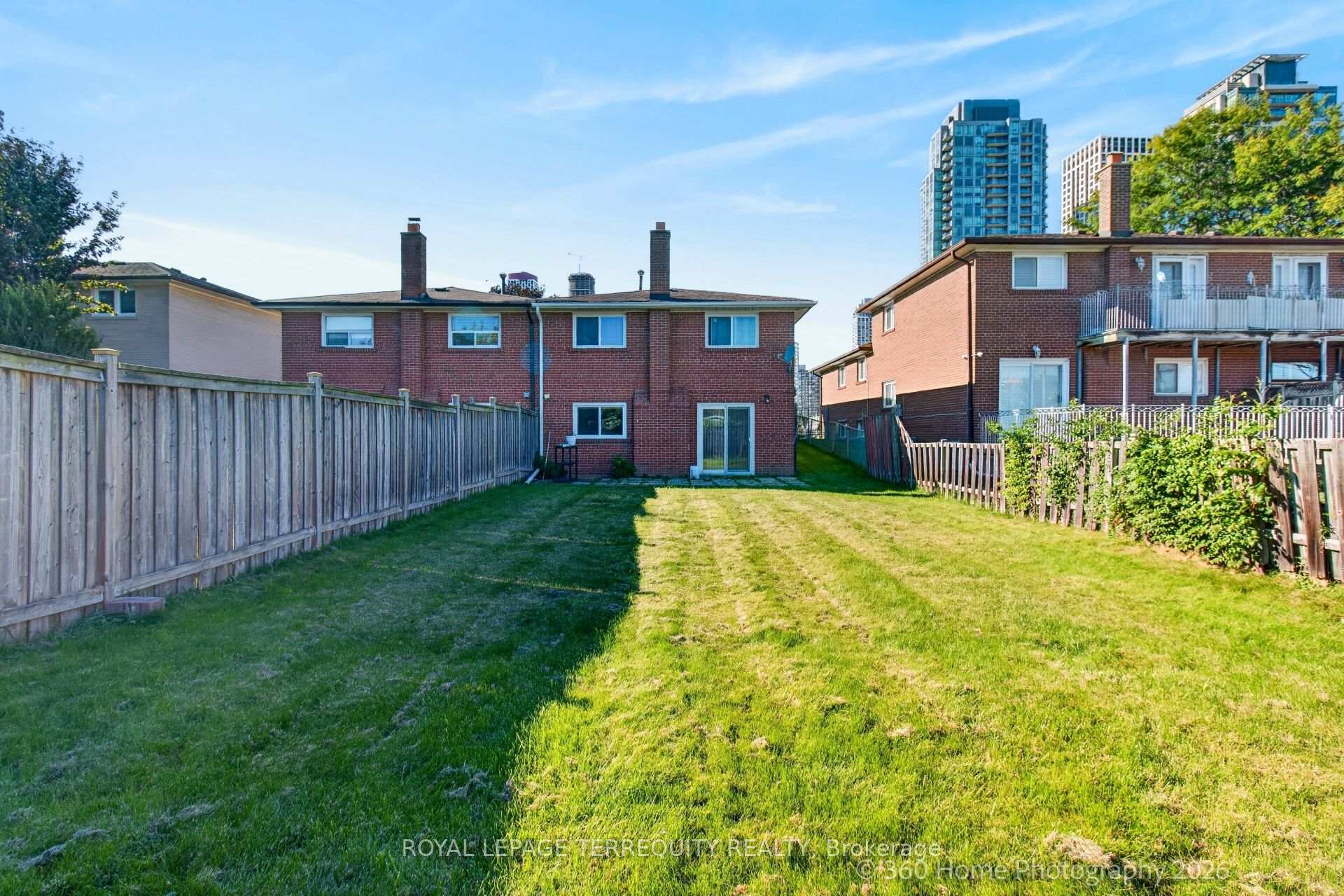 Photo 78 of 88 Central Parkway W, Mississauga, Fairview — HOMEH