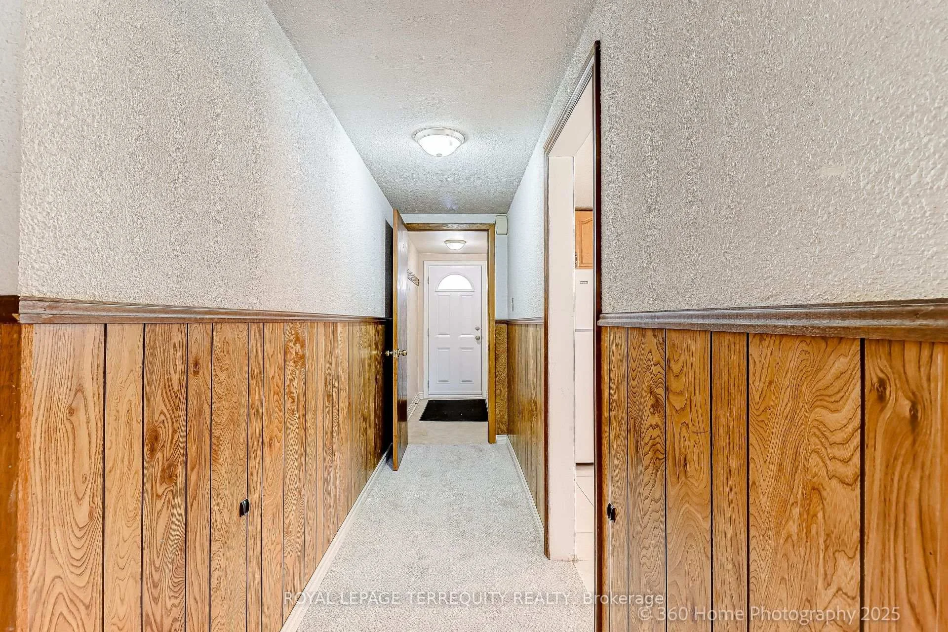 Photo 13 of 88 Central Parkway W, Mississauga, Fairview — HOMEH
