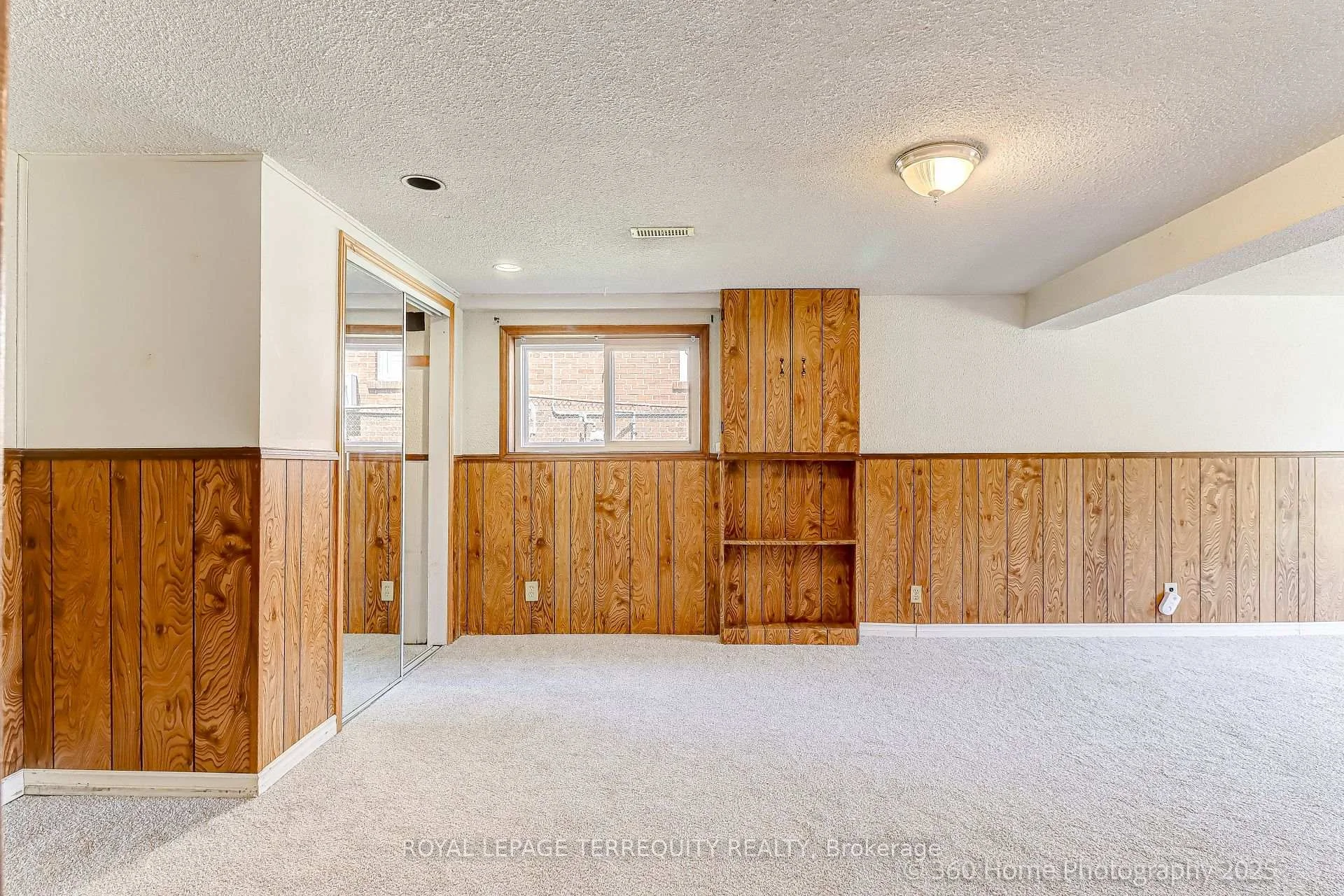 Photo 30 of 88 Central Parkway W, Mississauga, Fairview — HOMEH