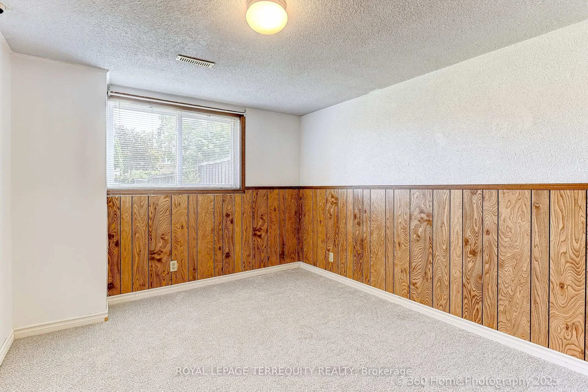 Photo 49 of 88 Central Parkway W, Mississauga, Fairview — HOMEH