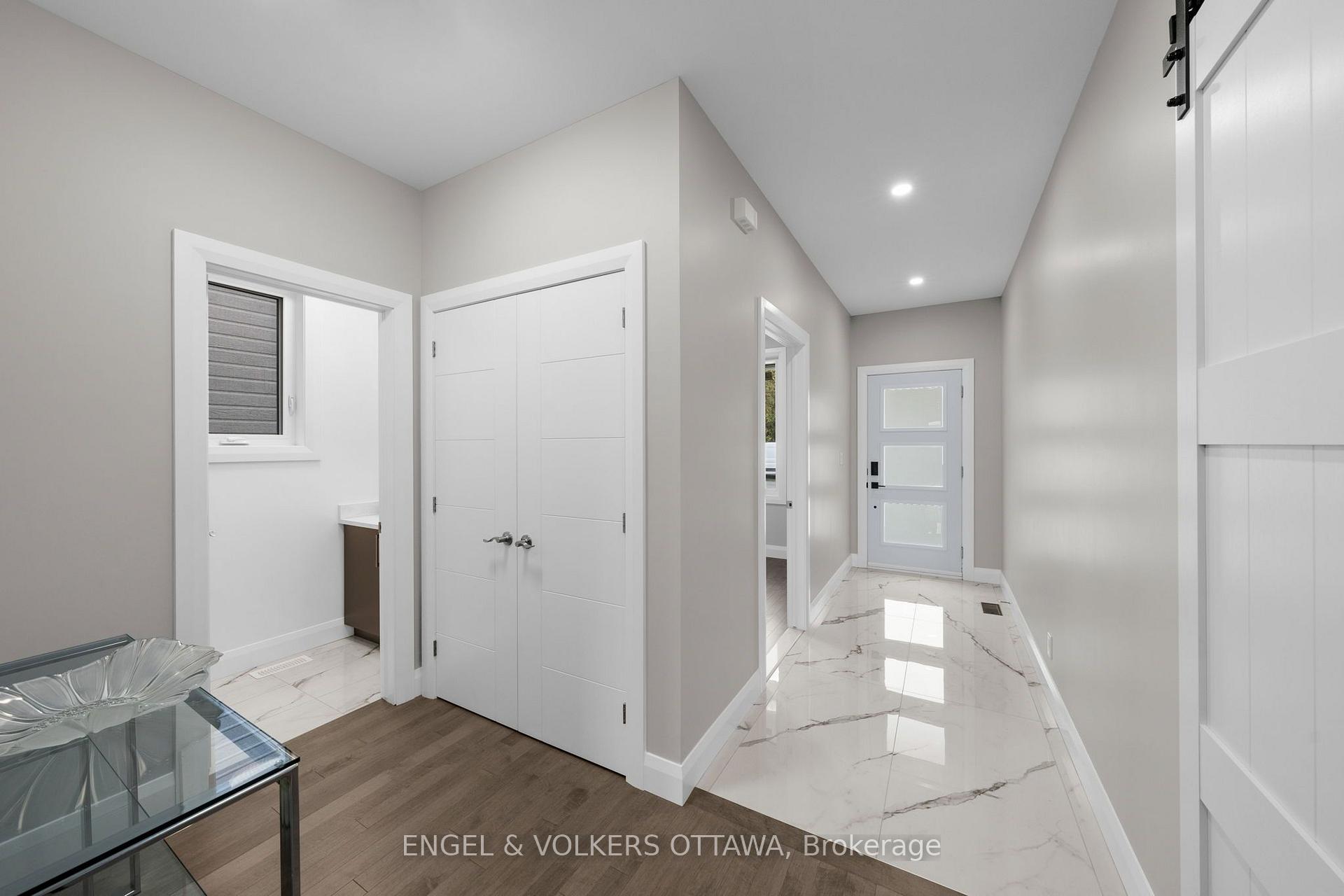 Photo 4 of 6933 Notre Dame Street, Ottawa, Chateauneuf — HOMEH