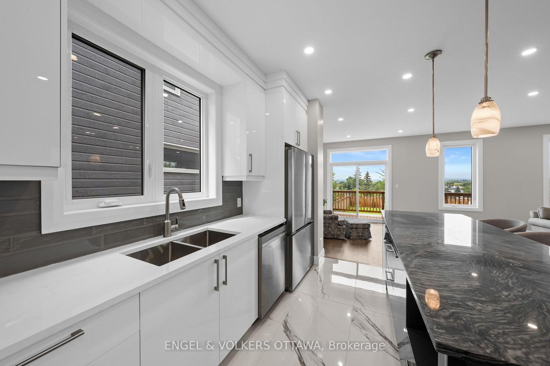 Photo 11 of 6933 Notre Dame Street, Ottawa, Chateauneuf — HOMEH