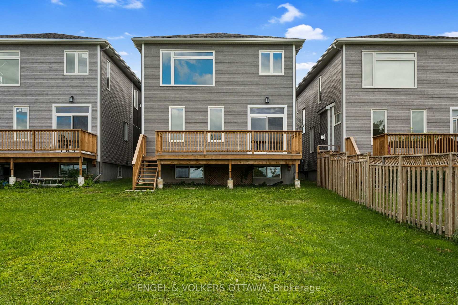 Photo 38 of 6933 Notre Dame Street, Ottawa, Chateauneuf — HOMEH