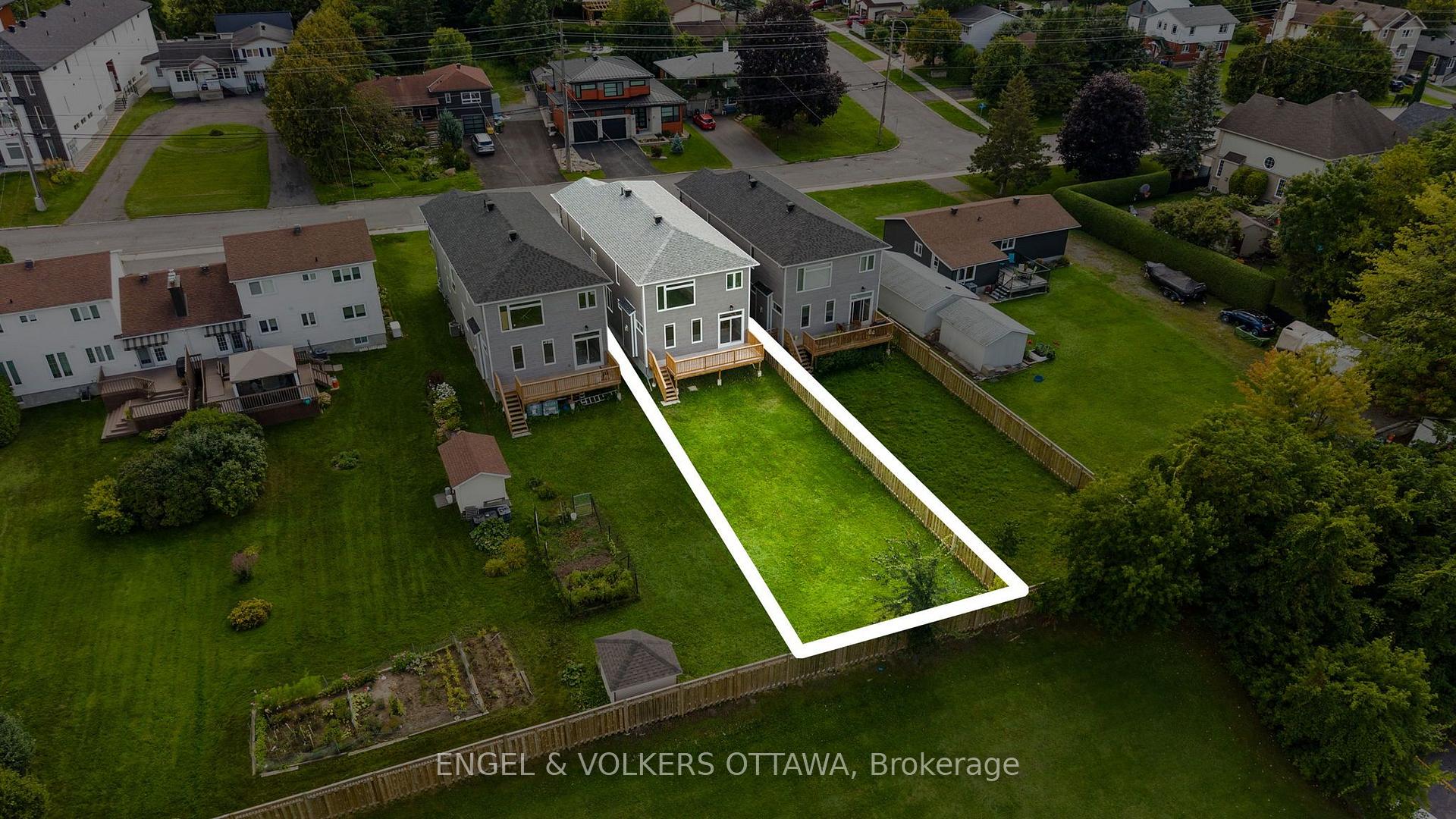 Photo 42 of 6933 Notre Dame Street, Ottawa, Chateauneuf — HOMEH