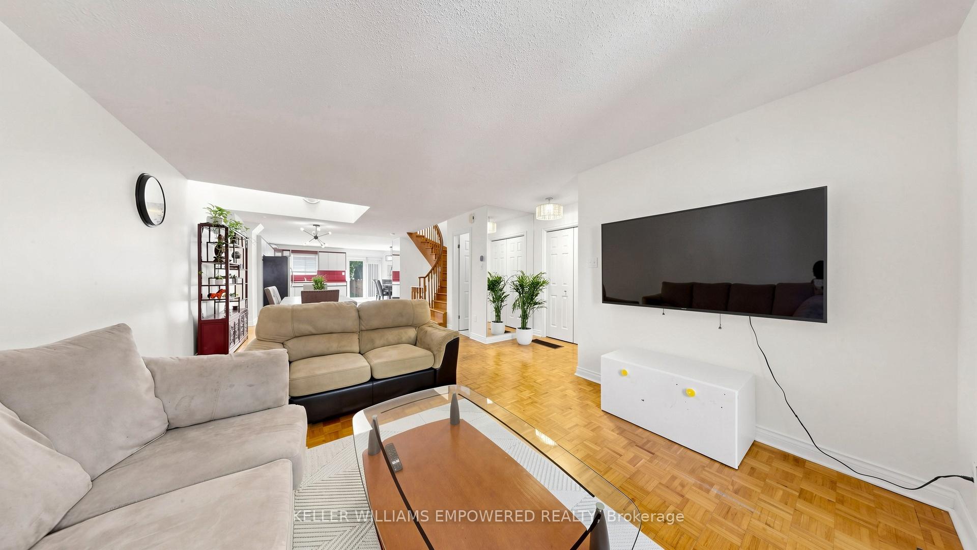 Photo 5 of 156A Dowling Avenue, Toronto, South Parkdale — HOMEH