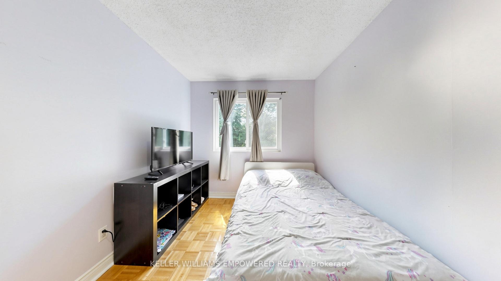 Photo 23 of 156A Dowling Avenue, Toronto, South Parkdale — HOMEH