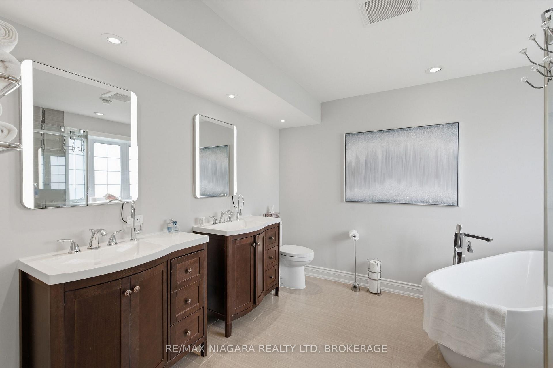 Photo 25 of 551 Darby Road, Welland, Cooks Mills — HOMEH