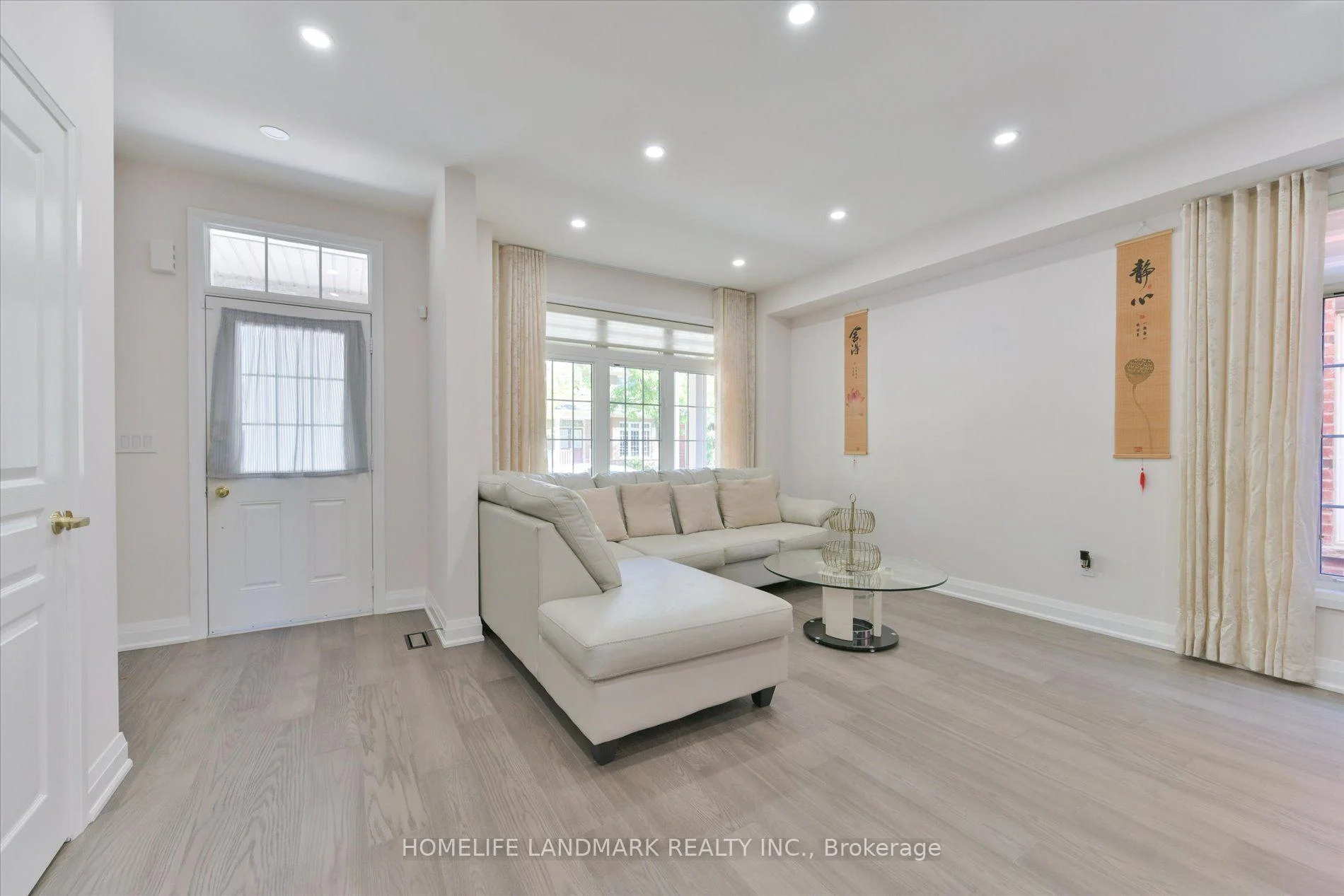 Photo 5 of 24 Harlan Street, Markham, Cornell — HOMEH