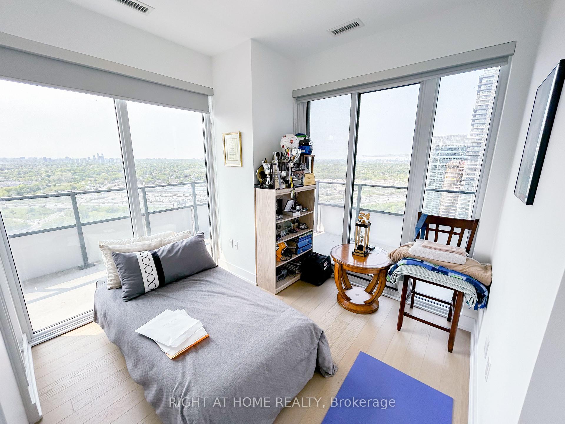 Photo 14 of Unit 3313, 30 Shore Breeze Drive, Etobicoke, Mimico — HOMEH