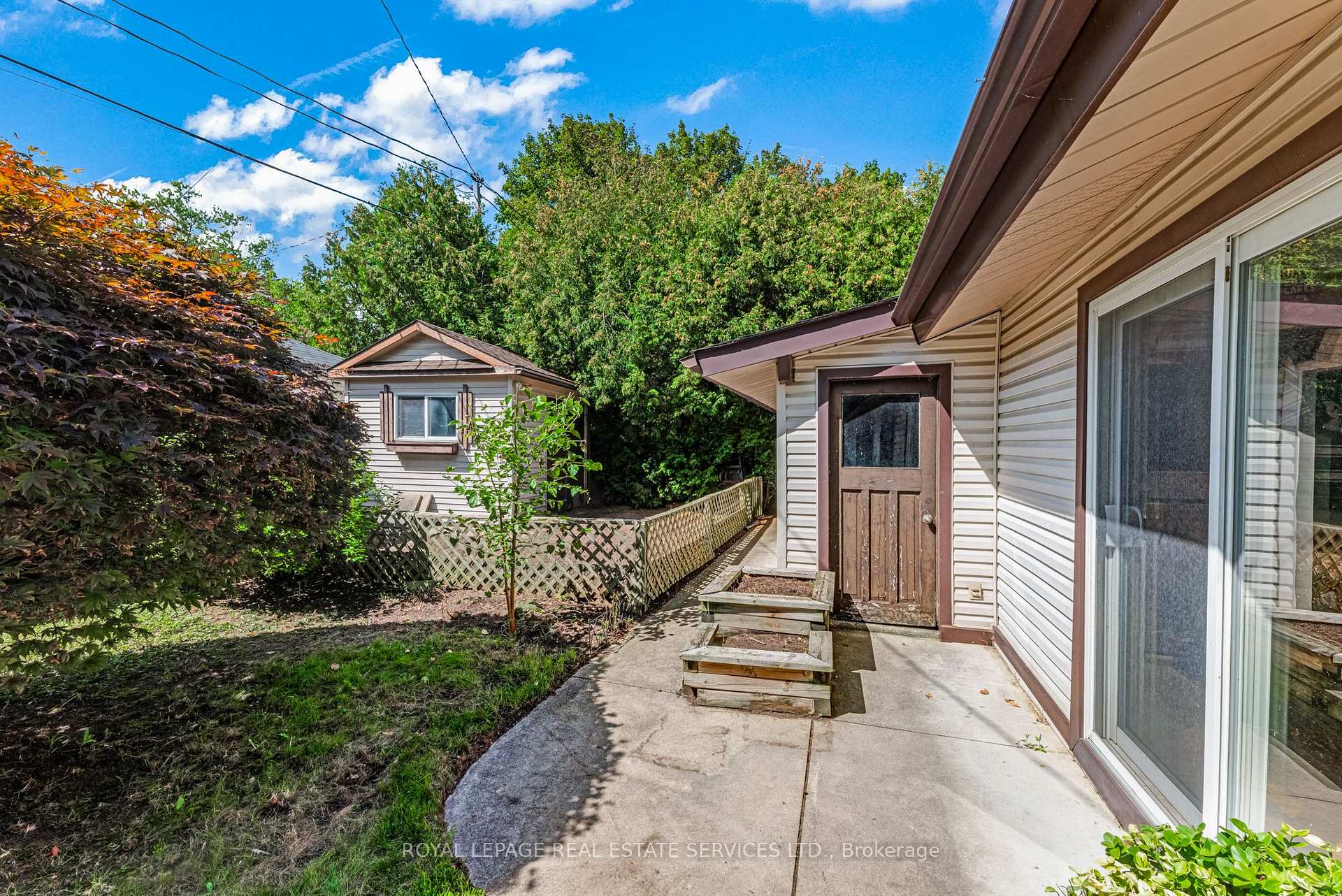 Photo 56 of 55 Germorda Drive, Oakville, College Park — HOMEH