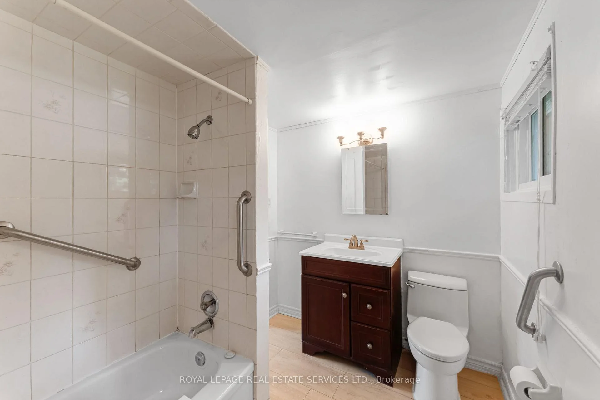 Photo 55 of 55 Germorda Drive, Oakville, College Park — HOMEH