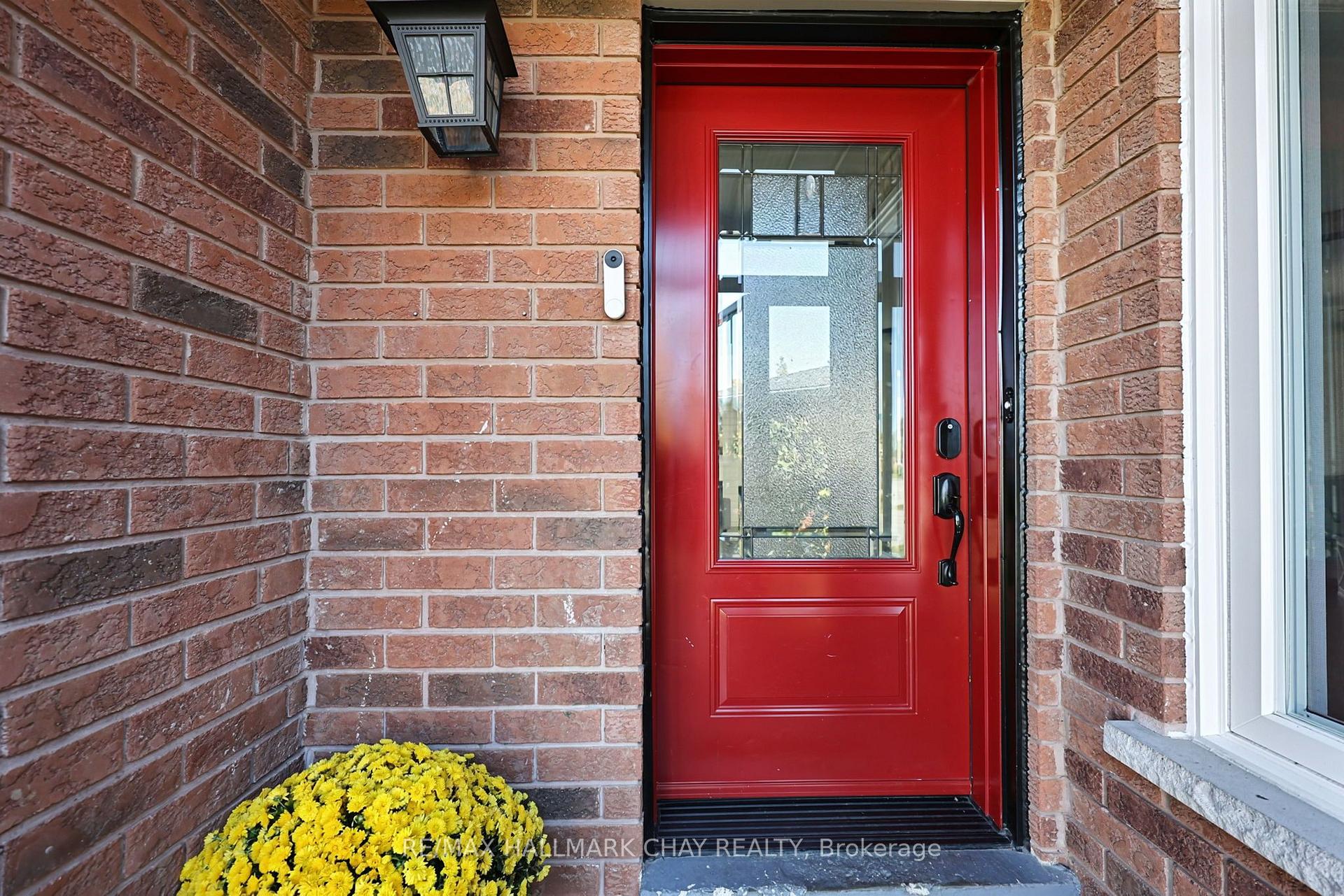 Photo 5 of 121 Taylor Drive, Barrie, Bayshore — HOMEH