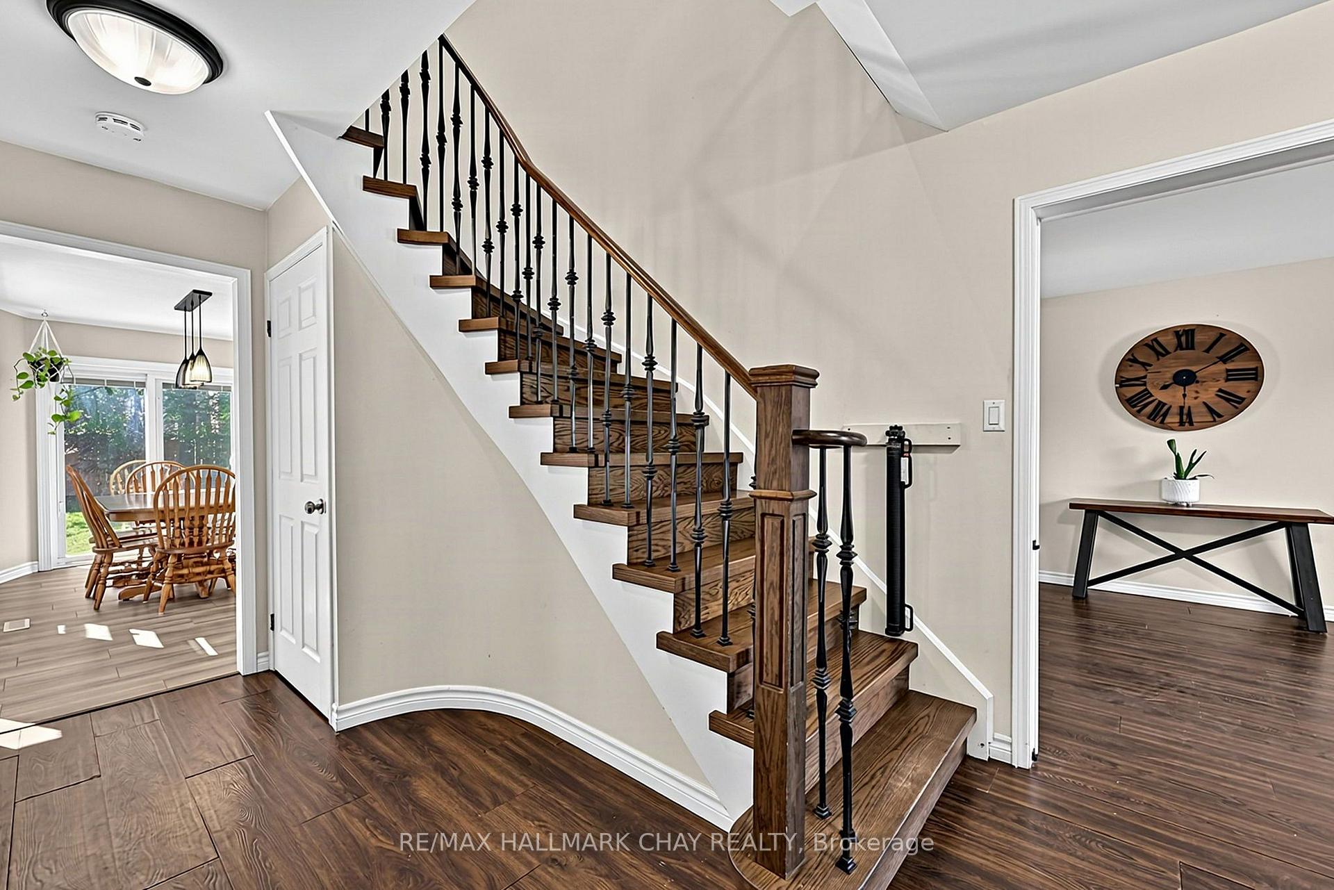 Photo 20 of 121 Taylor Drive, Barrie, Bayshore — HOMEH