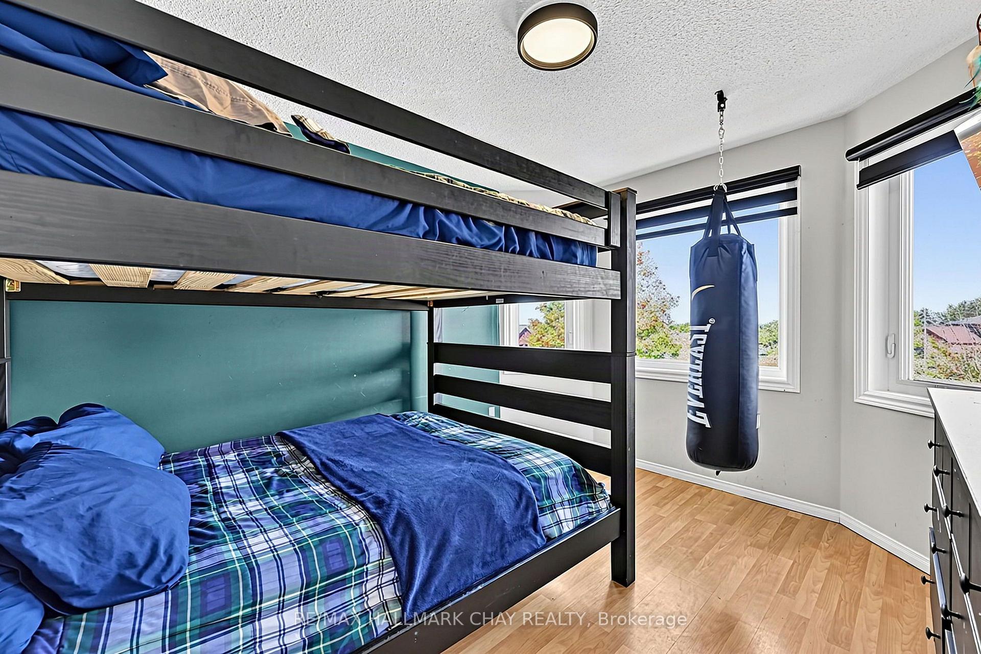 Photo 30 of 121 Taylor Drive, Barrie, Bayshore — HOMEH