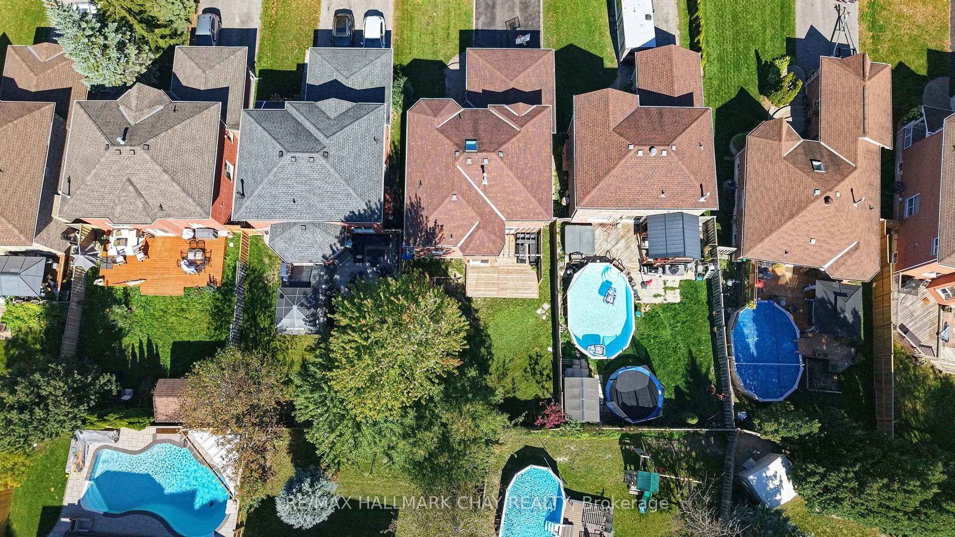 Photo 44 of 121 Taylor Drive, Barrie, Bayshore — HOMEH