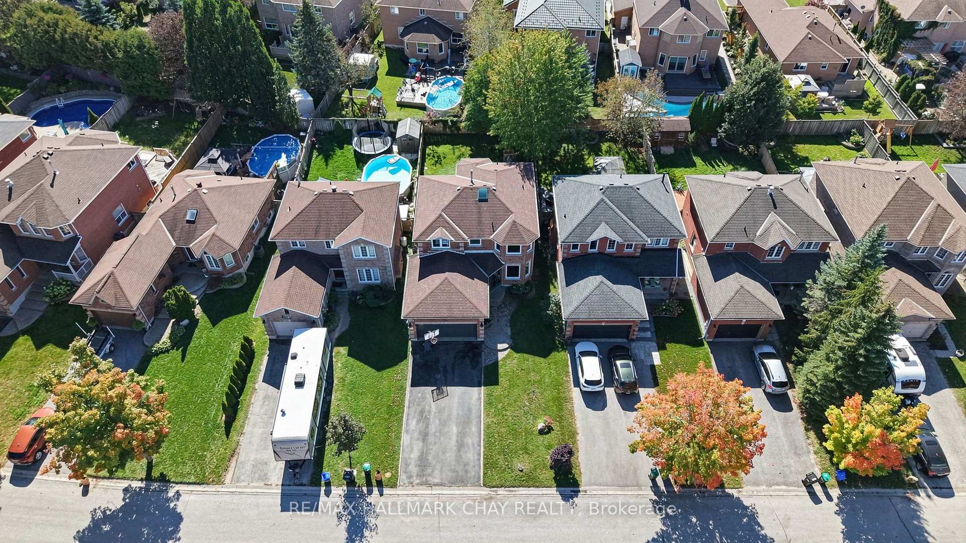 Photo 43 of 121 Taylor Drive, Barrie, Bayshore — HOMEH