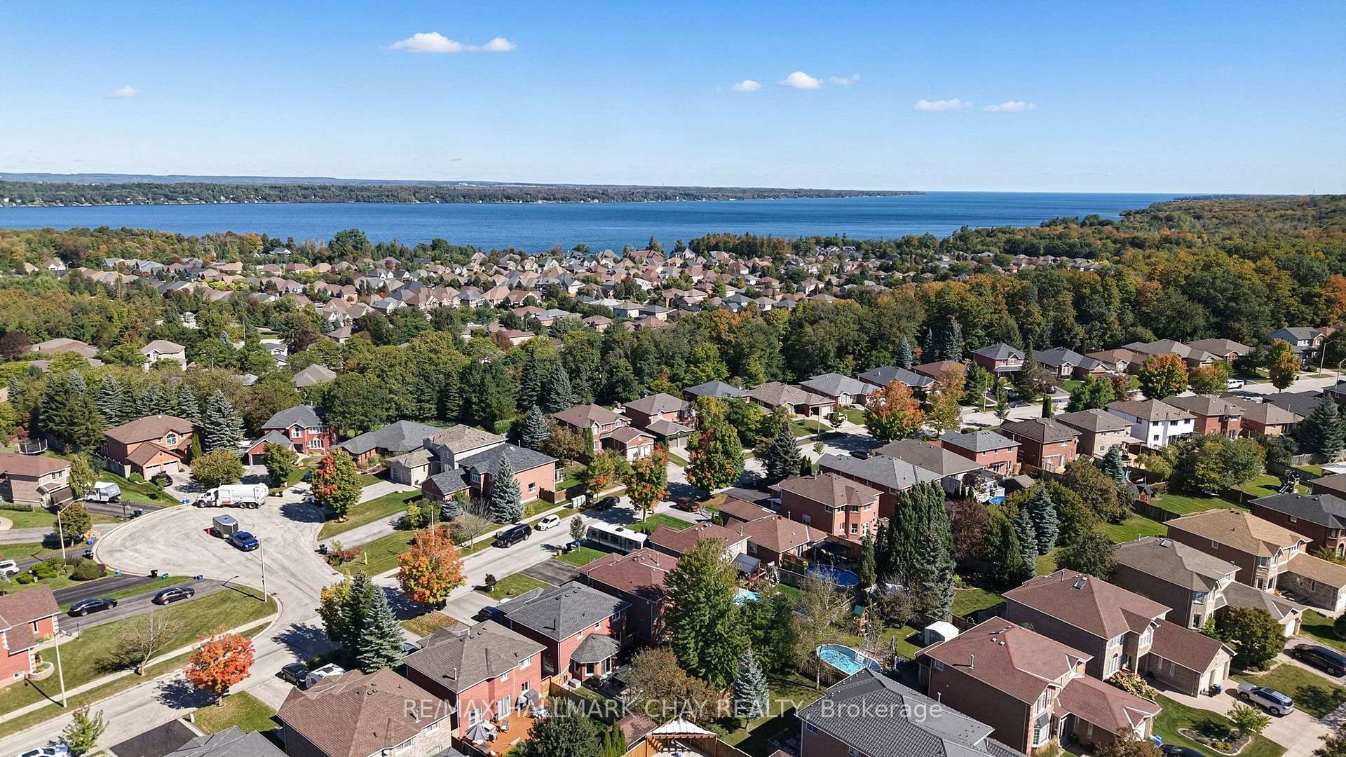 Photo 47 of 121 Taylor Drive, Barrie, Bayshore — HOMEH