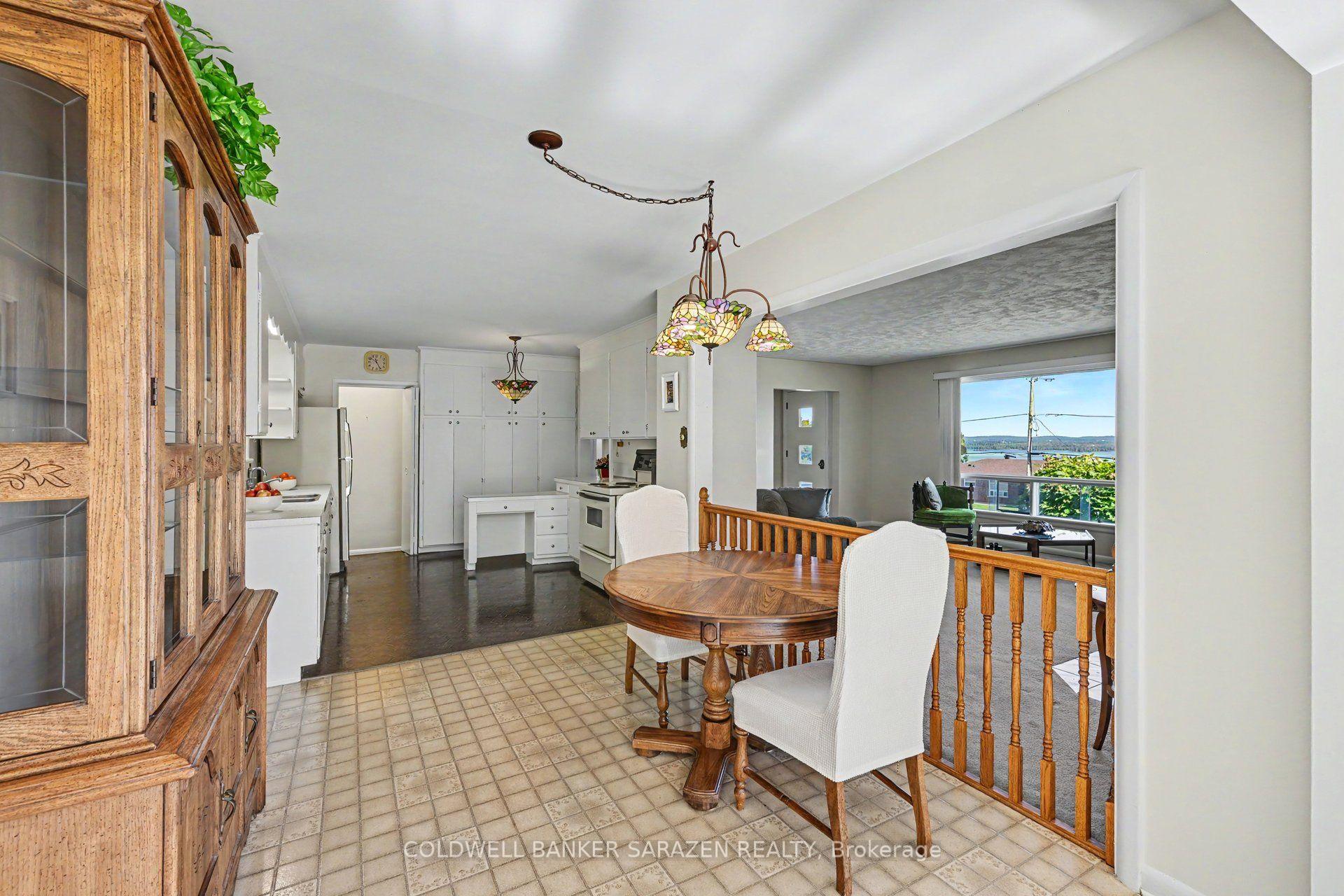 Photo 11 of 1117 River Road, McNab/Braeside, Mcnab/Braeside Twps — HOMEH