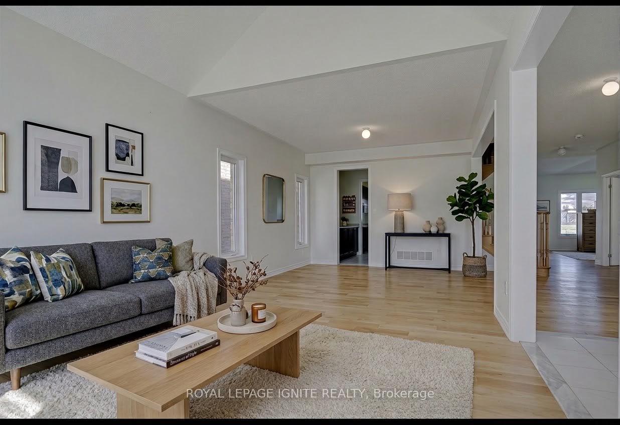 Photo 2 of 19 Butcher Street, Brock, Beaverton — HOMEH