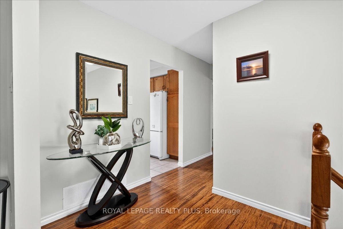 Photo 7 of 4452 Delaney Drive, Burlington, Shoreacres — HOMEH